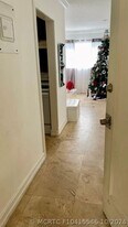 2008 Jackson St in Hollywood, FL - Building Photo
