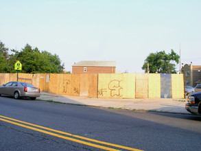 Pelham Bay Condos in Bronx, NY - Building Photo - Building Photo