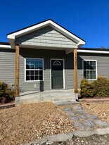 3625 Tanner Ln in Waycross, GA - Building Photo