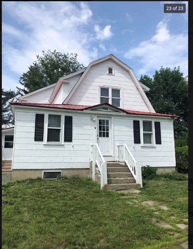 37 Fairbanks St Rentals in Keene, NH