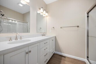 705 Debates St in Washington, IL - Building Photo - Building Photo