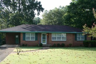 3600 Lakewood Rd NW in Huntsville, AL - Building Photo