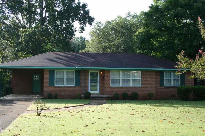 3600 Lakewood Rd NW in Huntsville, AL - Building Photo