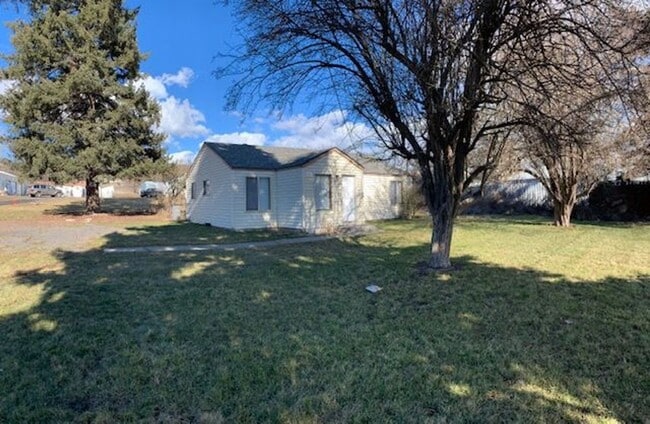 property at 17319 E Trent Ave