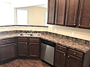 3 Amber Dr in Port Wentworth, GA - Building Photo - Building Photo