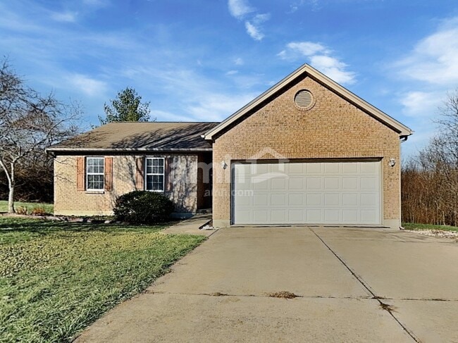 property at 2422 Hilliard Dr