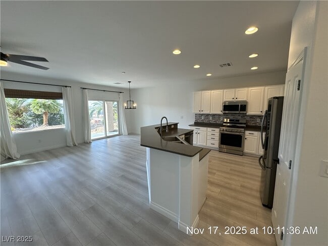 2335 Meteor Shower St in Henderson, NV - Building Photo - Building Photo