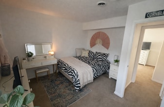 1207 Clement St, Unit Apartment K in Radford, VA - Building Photo - Building Photo