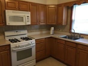 7 Hollins Ferry Rd S in Glen Burnie, MD - Building Photo - Building Photo