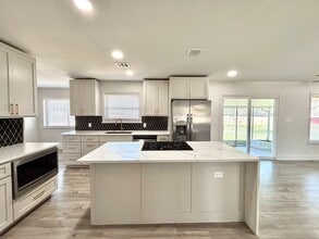 1359 E 64th St in Tulsa, OK - Building Photo - Building Photo