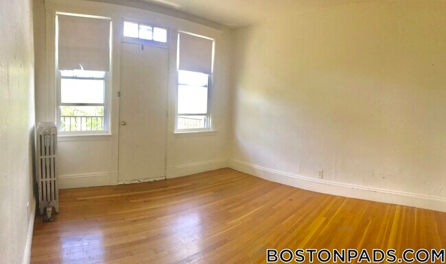 property at 1634-1640 Commonwealth Ave