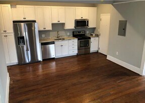101 E Clay St in Richmond, VA - Building Photo
