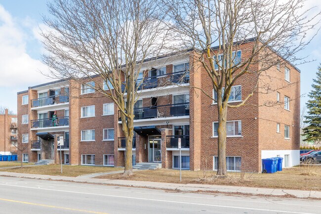 1795 Albert-Murphy Av in Laval, QC - Building Photo - Primary Photo