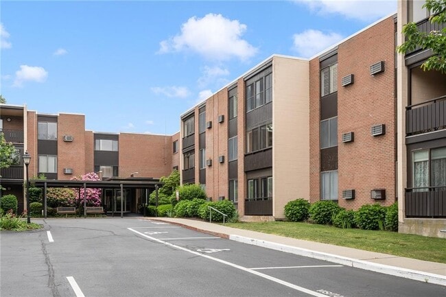 property at 401 Bellevue Ave