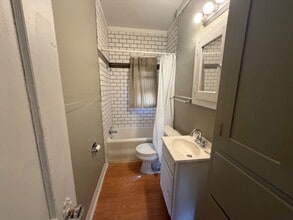 312 W 9th Ave in Hutchinson, KS - Building Photo - Building Photo