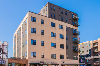 Flats On The Fox Apartments in Green Bay, WI - Building Photo - Building Photo