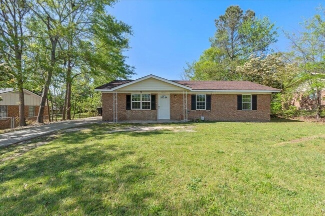 property at 3623 Columbine Dr