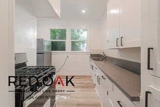234 S Kenmore Ave in Los Angeles, CA - Building Photo - Building Photo