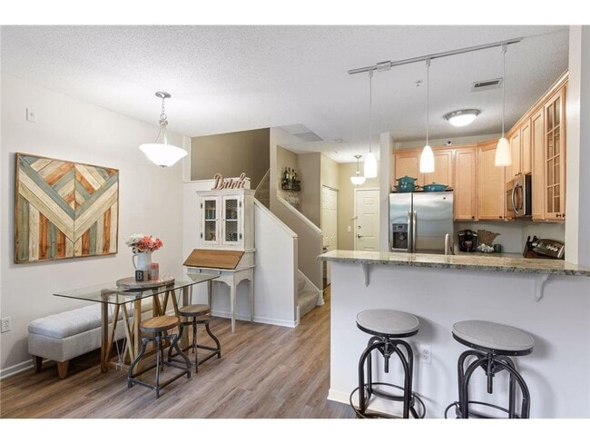 property at 680 N 2nd St