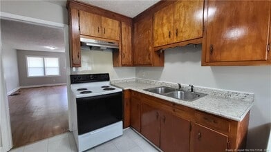 555 W 18th St in Lumberton, NC - Building Photo - Building Photo