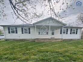 159 County Farm Rd in Cookeville, TN - Building Photo