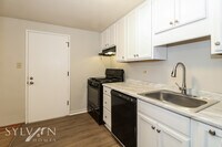 247 Hillary Dr photo'