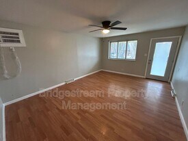 4633 Blueberry Ave in Dayton, OH - Building Photo