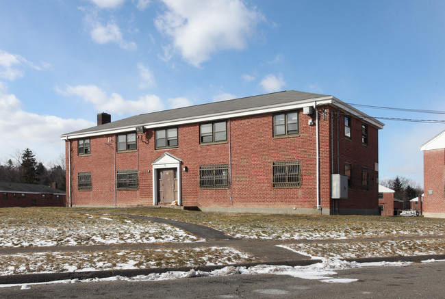 Westbrook Village in Hartford, CT - Foto de edificio - Building Photo