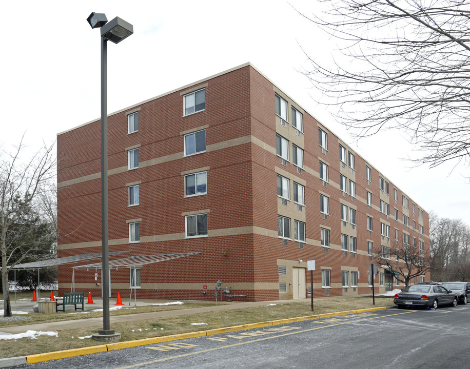 Portland Pointe in Atlantic Highlands, NJ - Building Photo