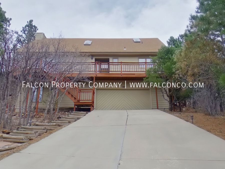 985 Pulpit Rock Cir S in Colorado Springs, CO - Building Photo