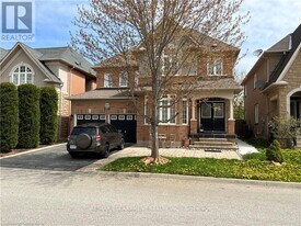 307 Burloak Dr in Oakville, ON - Building Photo
