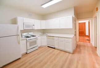 2344 W Cortez St in Chicago, IL - Building Photo - Building Photo