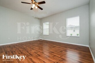 8314 Greystone Dr in Lakeland, FL - Foto de edificio - Building Photo