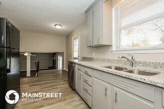 104 Jonesboro Ct in Nashville, TN - Foto de edificio - Building Photo