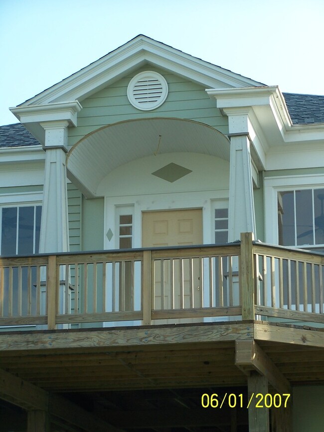 property at 3806 Las Palmas St