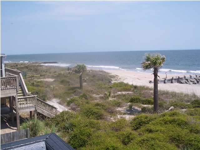 1208 Palmetto Blvd in Edisto Island, SC - Foto de edificio - Other
