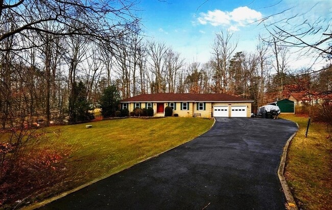 13440 Carriage Hill Dr in Manassas, VA - Building Photo - Building Photo
