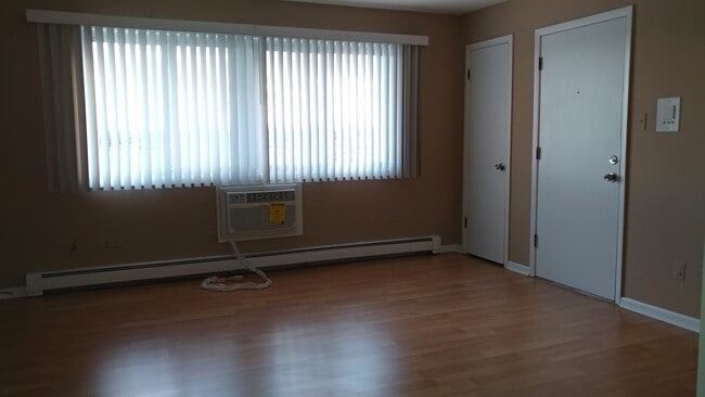 4430 W 111th St in Oak Lawn, IL - Building Photo - Building Photo