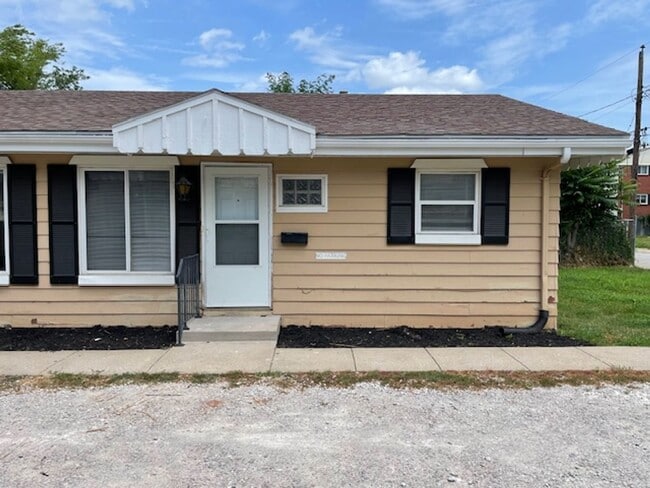 property at 4314-4314.5-43145 Pearl St