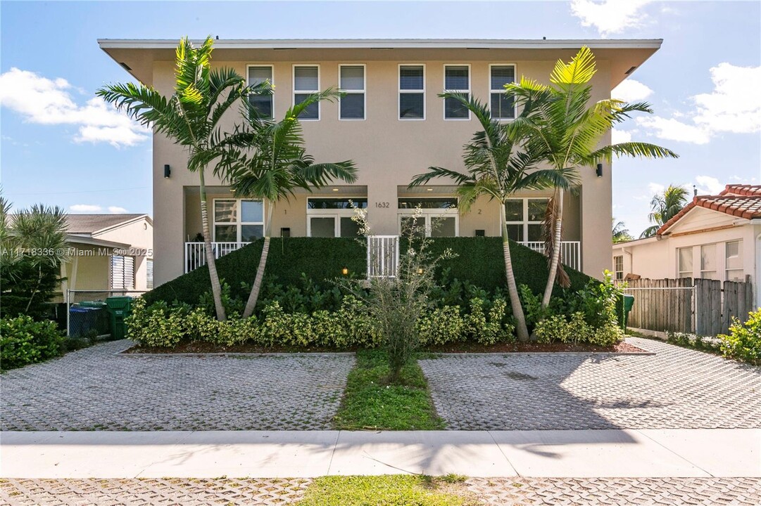 1632 NE 110th St in Miami, FL - Building Photo