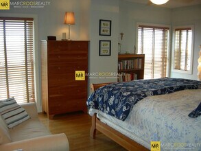 89 Gladstone St in Boston, MA - Building Photo - Building Photo