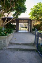 3520 Maricopa St in Torrance, CA - Building Photo