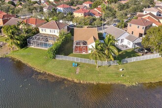 953 Falling Water Rd in Weston, FL - Building Photo - Building Photo