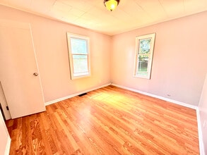 20525 Woodward St in Clinton Township, MI - Building Photo - Building Photo