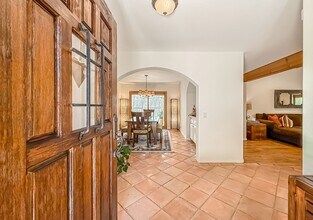 2350 Leeward Cir in Thousand Oaks, CA - Building Photo - Building Photo