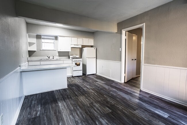 property at 122 Harmon Rd