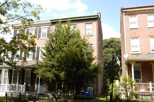 203 S Walnut St Apartments