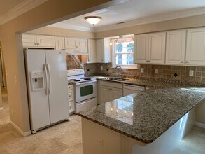 305 Cloves Ct in Raleigh, NC - Building Photo - Building Photo