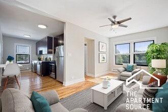 545 Chestnut St, Unit 203 in Winnetka, IL - Foto de edificio - Building Photo