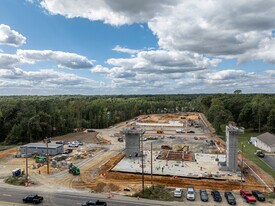 Colbrook Apartments in Chester, VA - Building Photo